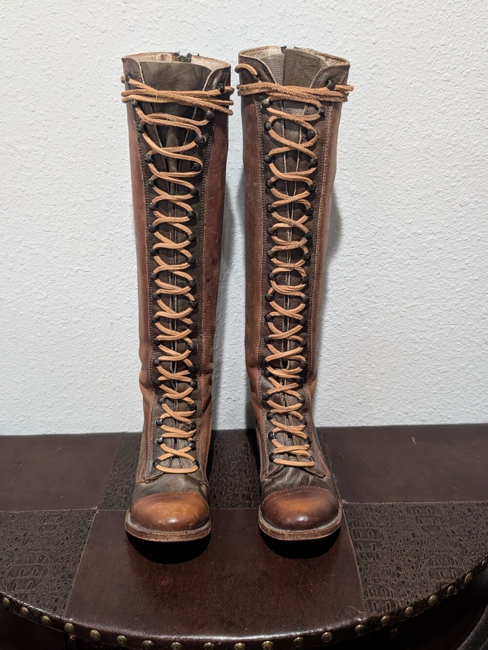 RARE Freebird Arlo Distressed Leather Lace-Up Over-The-Knee Boots Size 7 - Picture 2 of 16